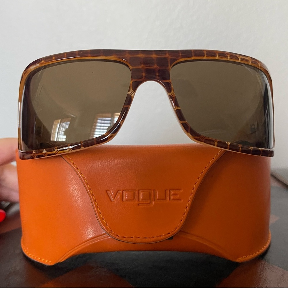 Vintage Vogue Sunglasses w/ Case